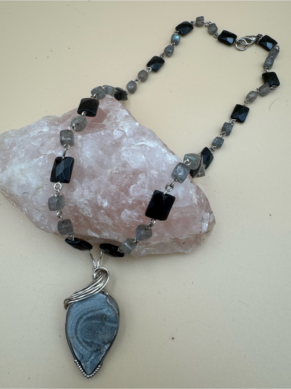 Handmade Sterling Silver Wire-Wrapped Gray Agate Pendant Necklace 116